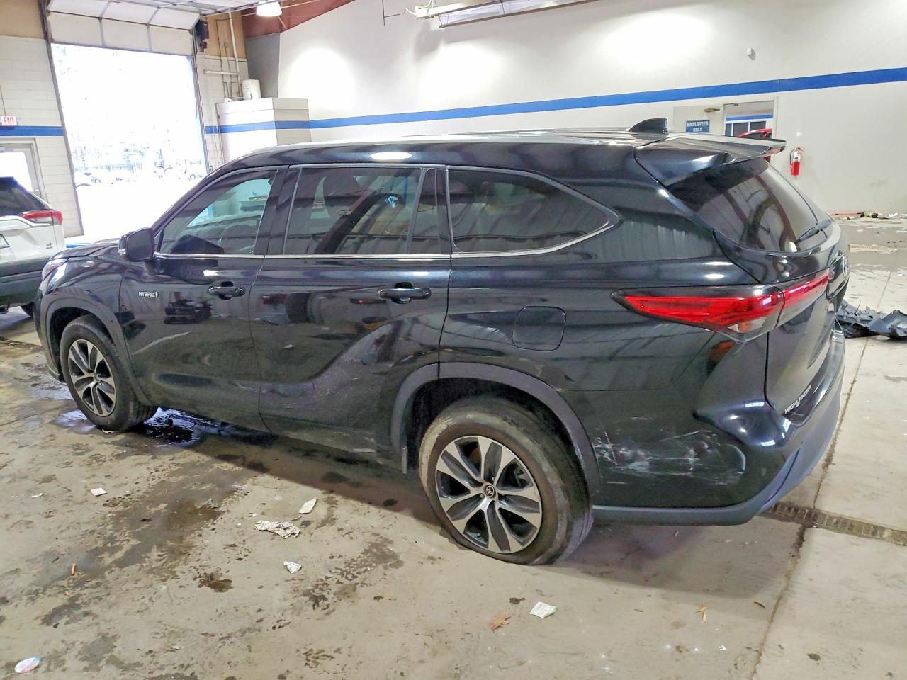 2021 Toyota Highlander Hybrid Xle - Фото 2