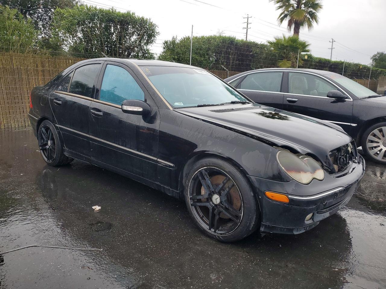 2004 Mercedes-Benz C 230K Sport Sedan - Фото 4