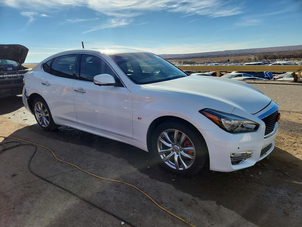 2015 Infiniti Q70 3.7 - Фото 4