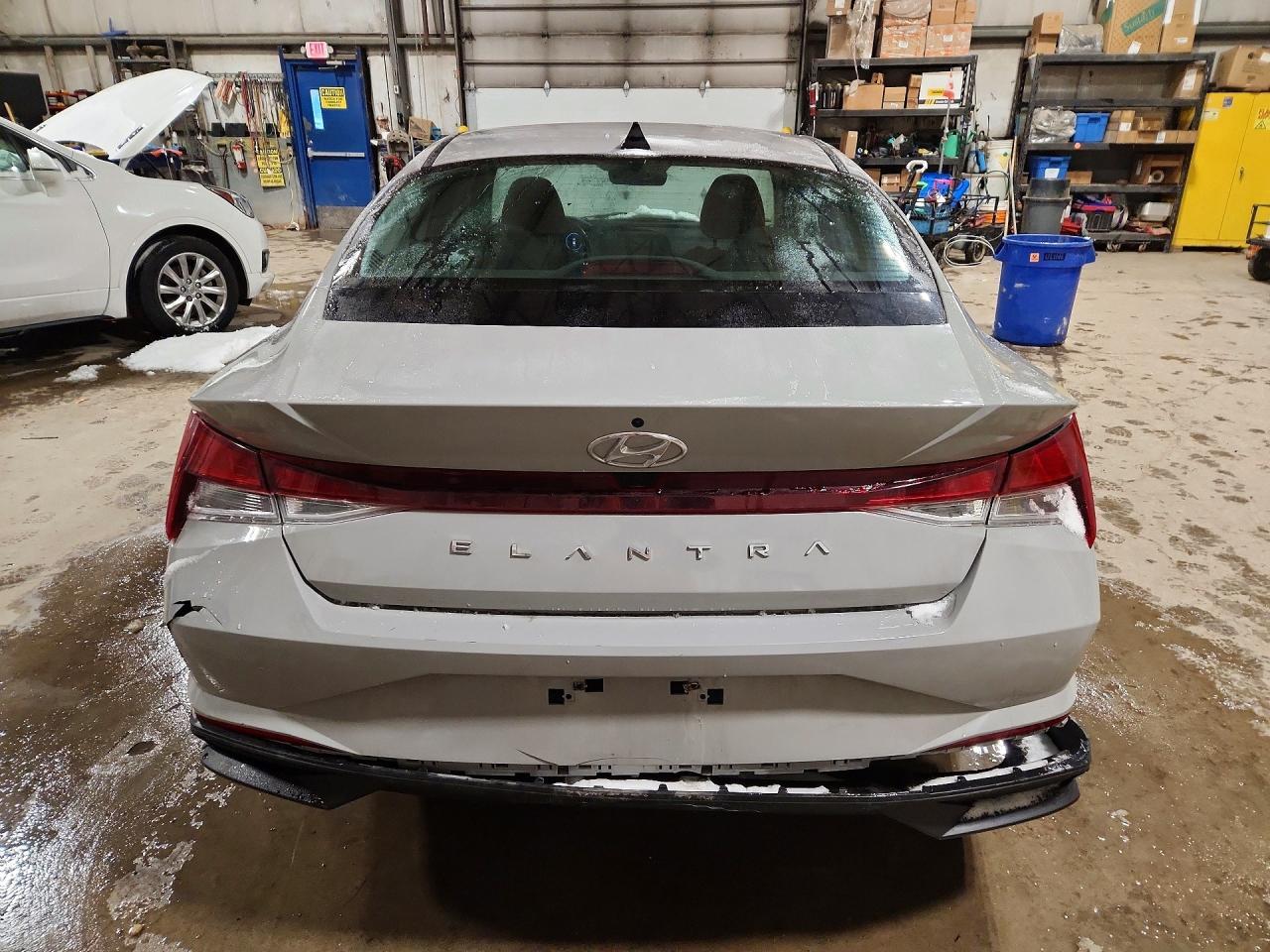 2023 Hyundai Elantra Sel - Image 6