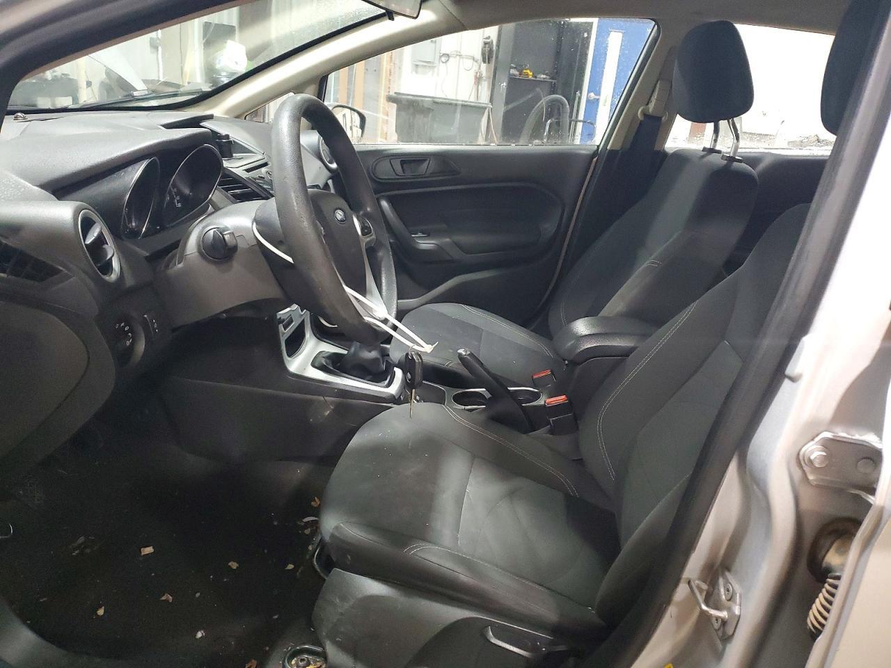 2019 Ford Fiesta Se - Image 7