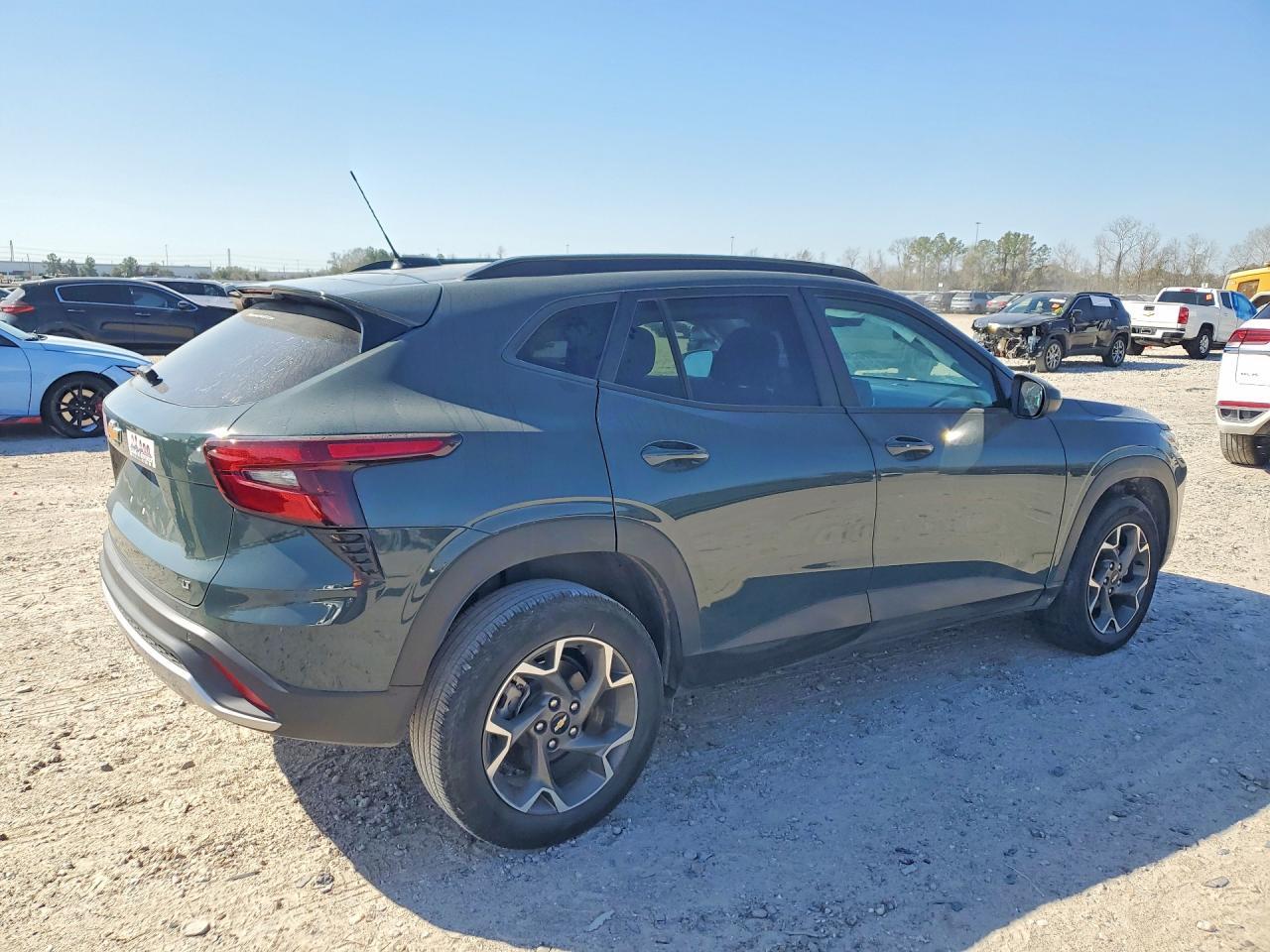 2025 Chevrolet Trax 1Lt - Фото 3