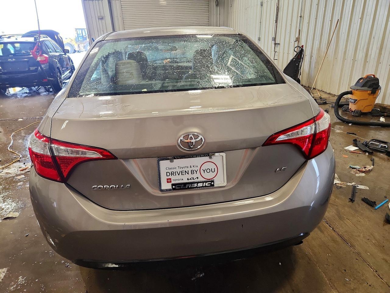 2015 Toyota Corolla Le - Фото 6