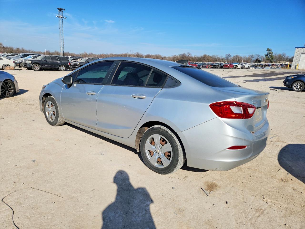 2017 Chevrolet Cruze Ls - Image 2