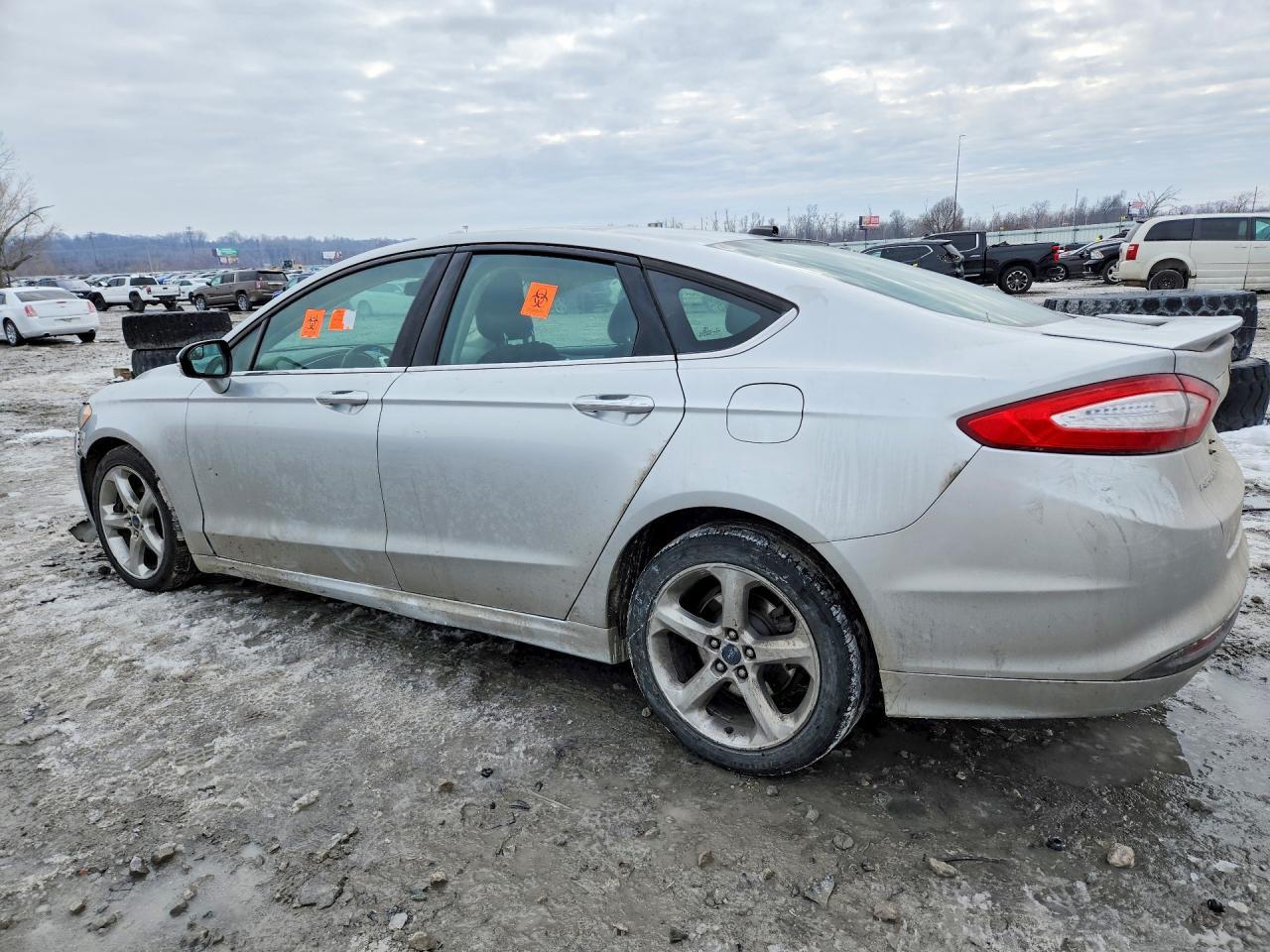 2015 Ford Fusion Se - Image 2
