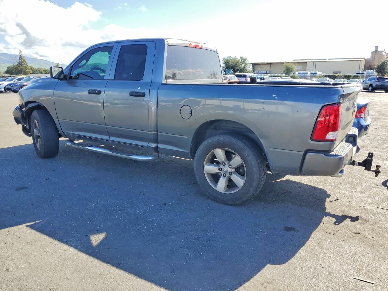 2012 Dodge Ram 150 - Фото 2