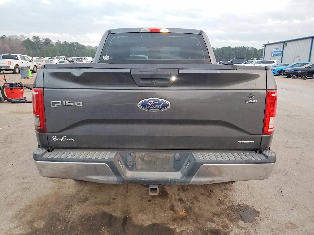 2016 Ford F150 Supercrew - Фото 6