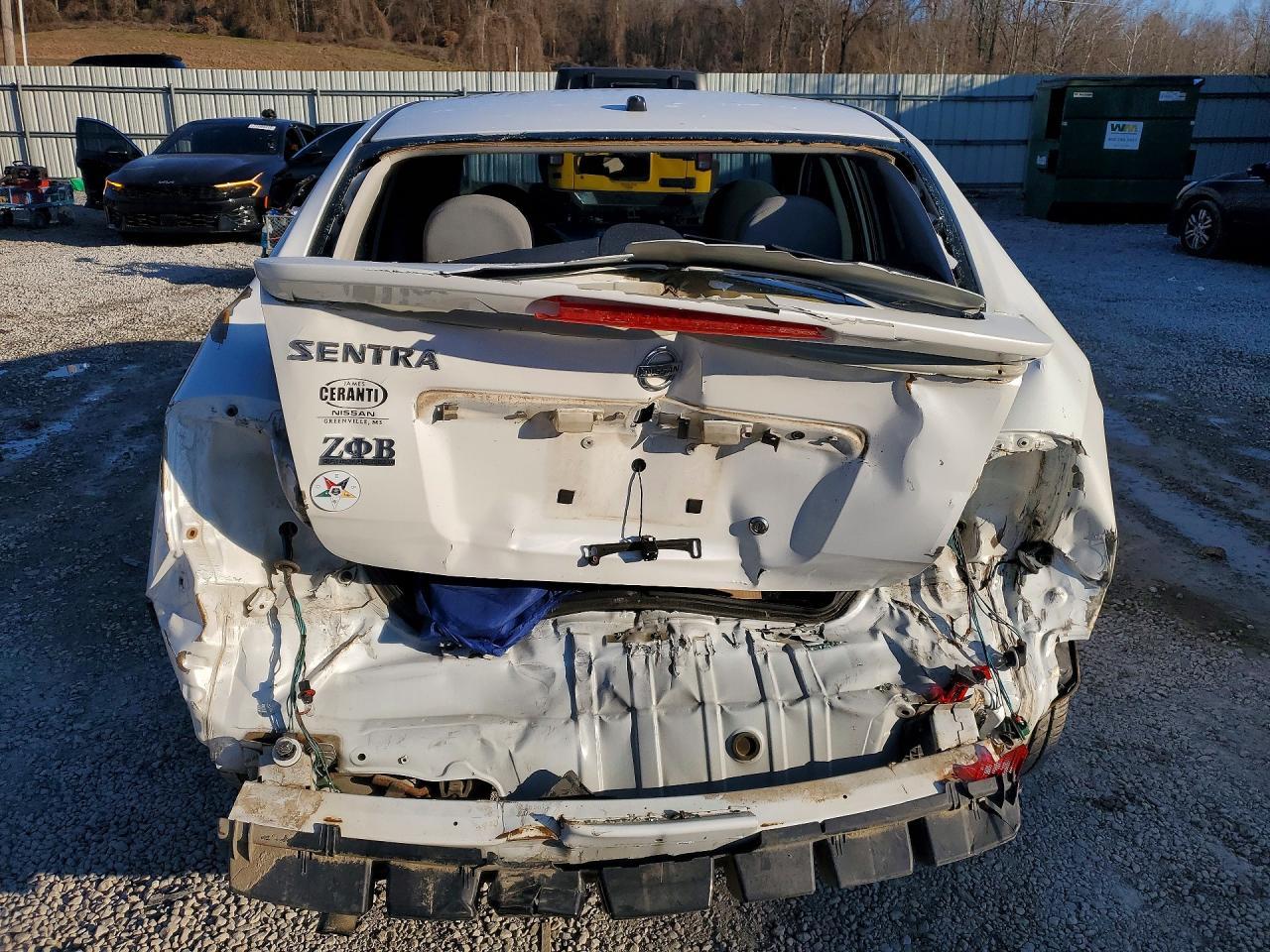 2012 Nissan Sentra 2.0 - Image 6