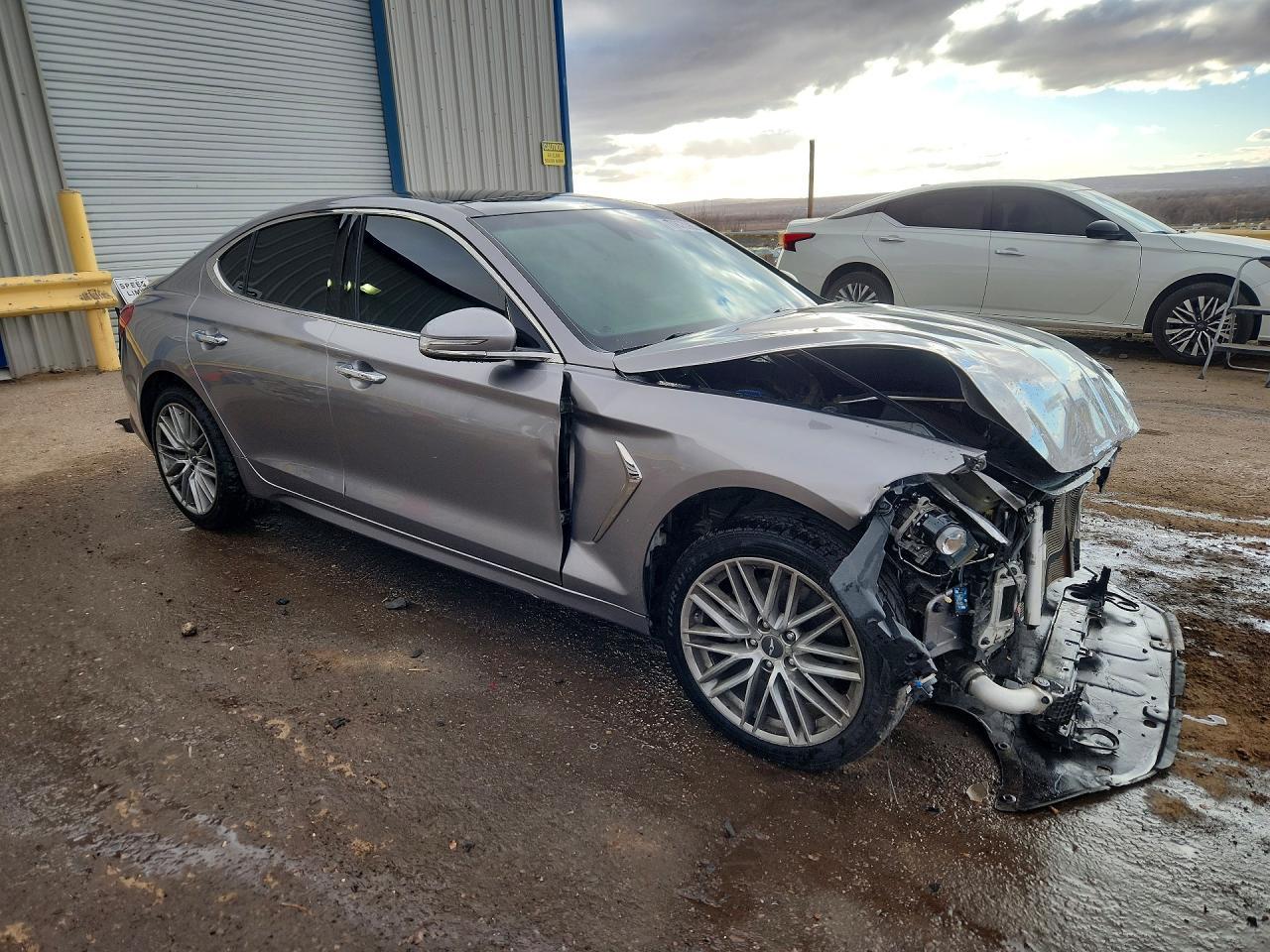 2021 Genesis G70 2.0T - Image 4