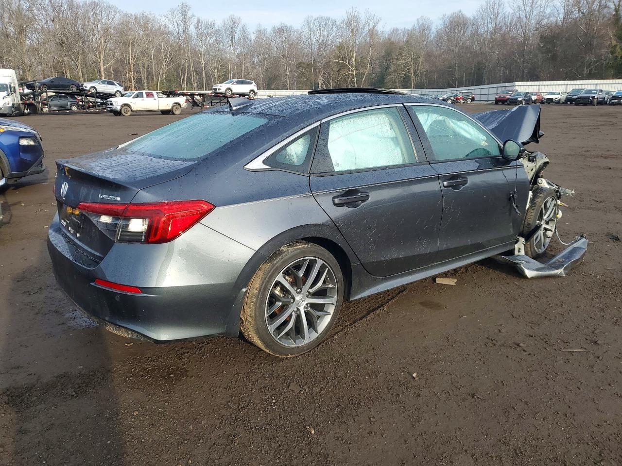2024 Honda Civic Touring - Image 3