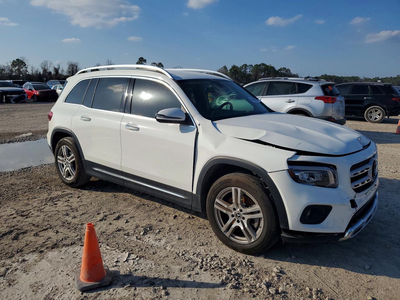 2022 Mercedes-Benz Glb 250 - Фото 4