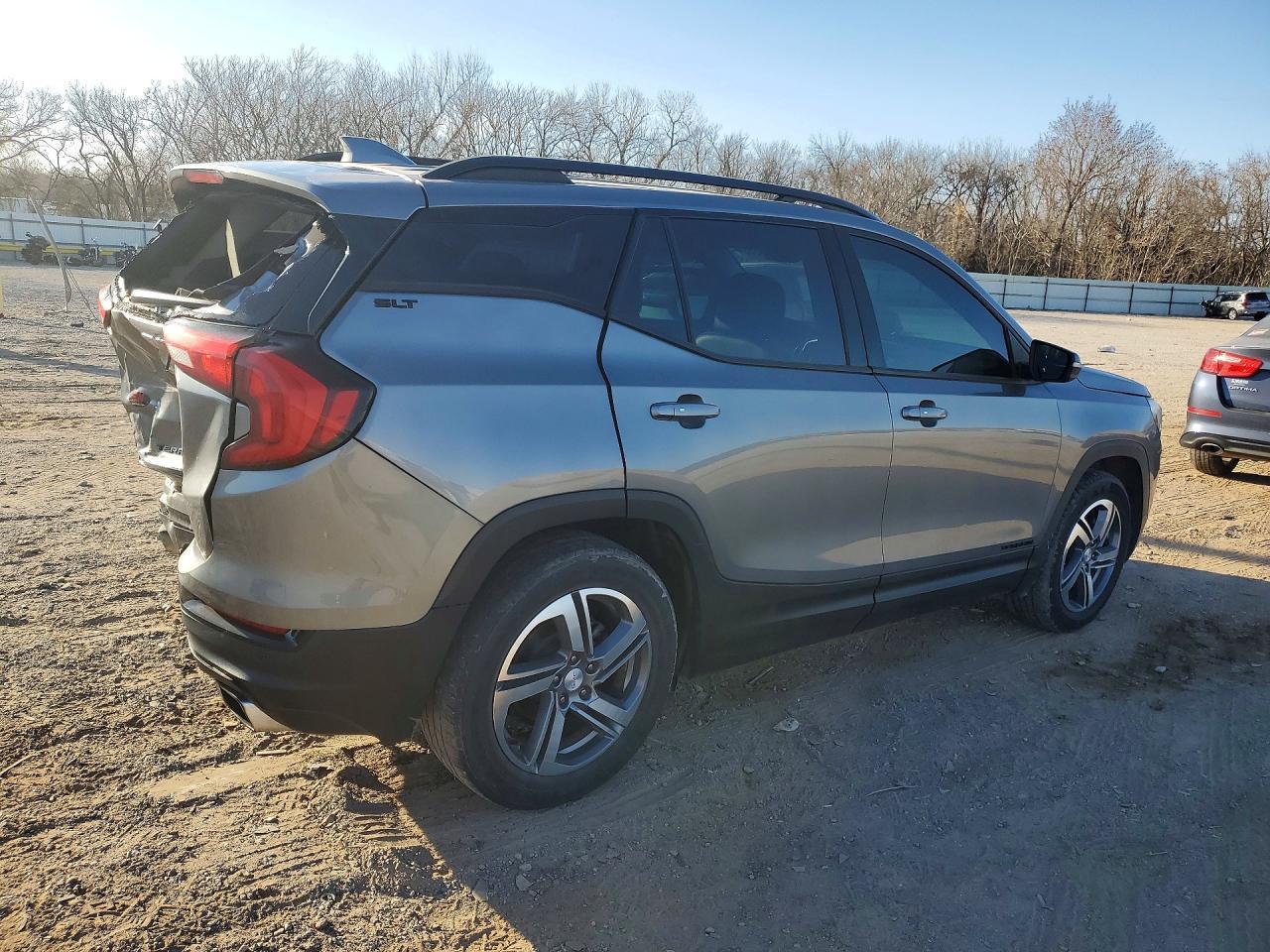 2020 GMC Terrain Slt - Фото 3