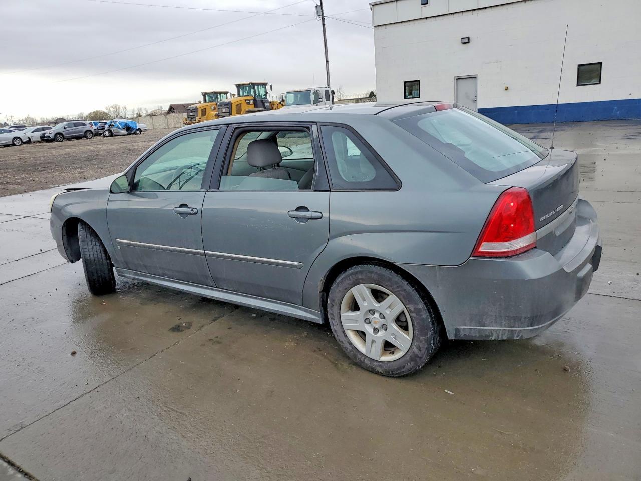 2006 Chevrolet Malibu Maxx Lt - Image 2