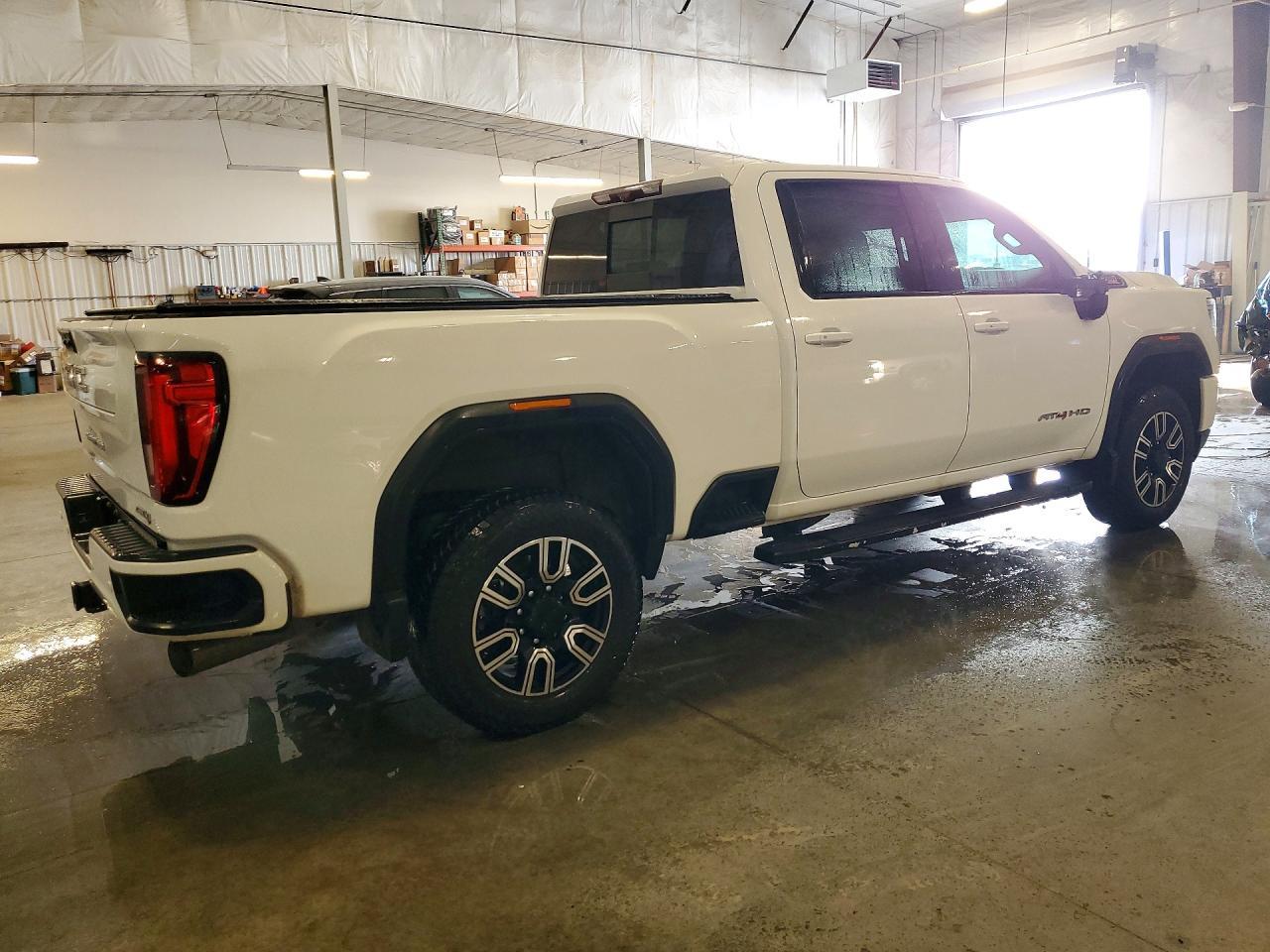 2020 GMC Sierra K2500 At4 - Фото 3