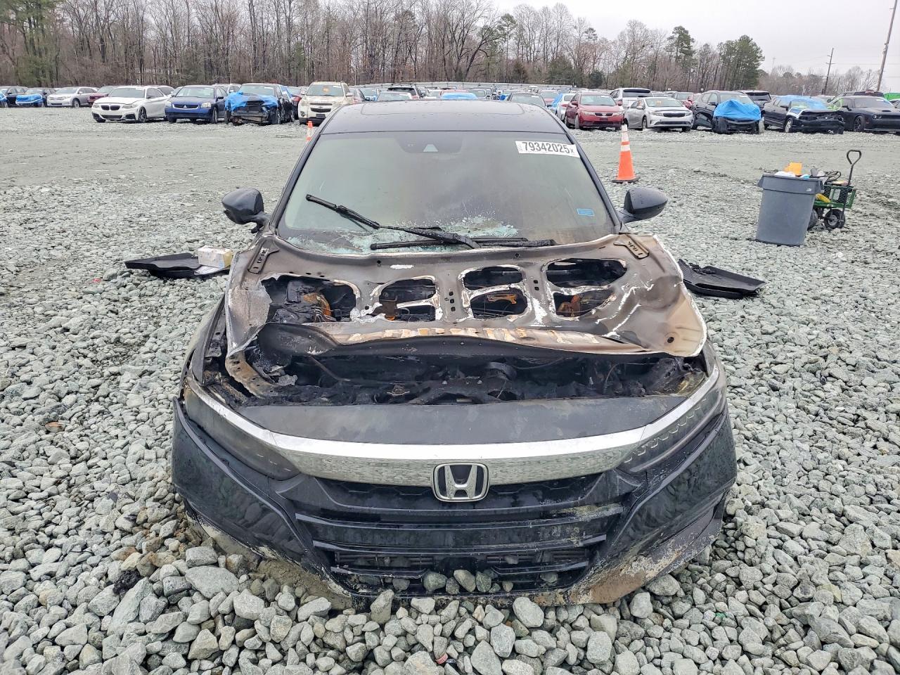 2019 Honda Accord Touring - Image 5