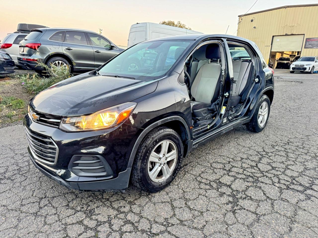 2020 Chevrolet Trax Ls - Image 2