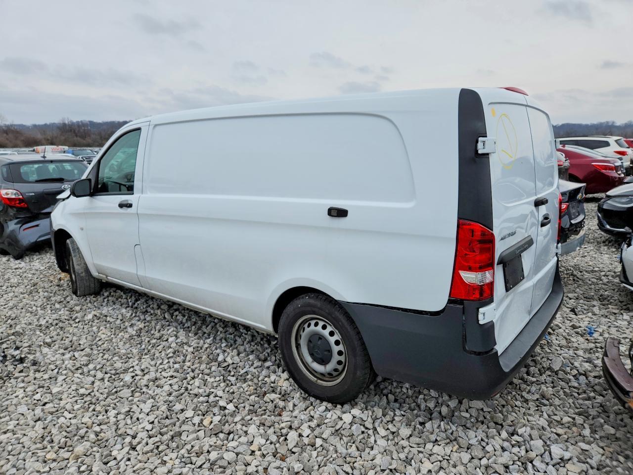 2023 Mercedes-Benz Metris - Image 2