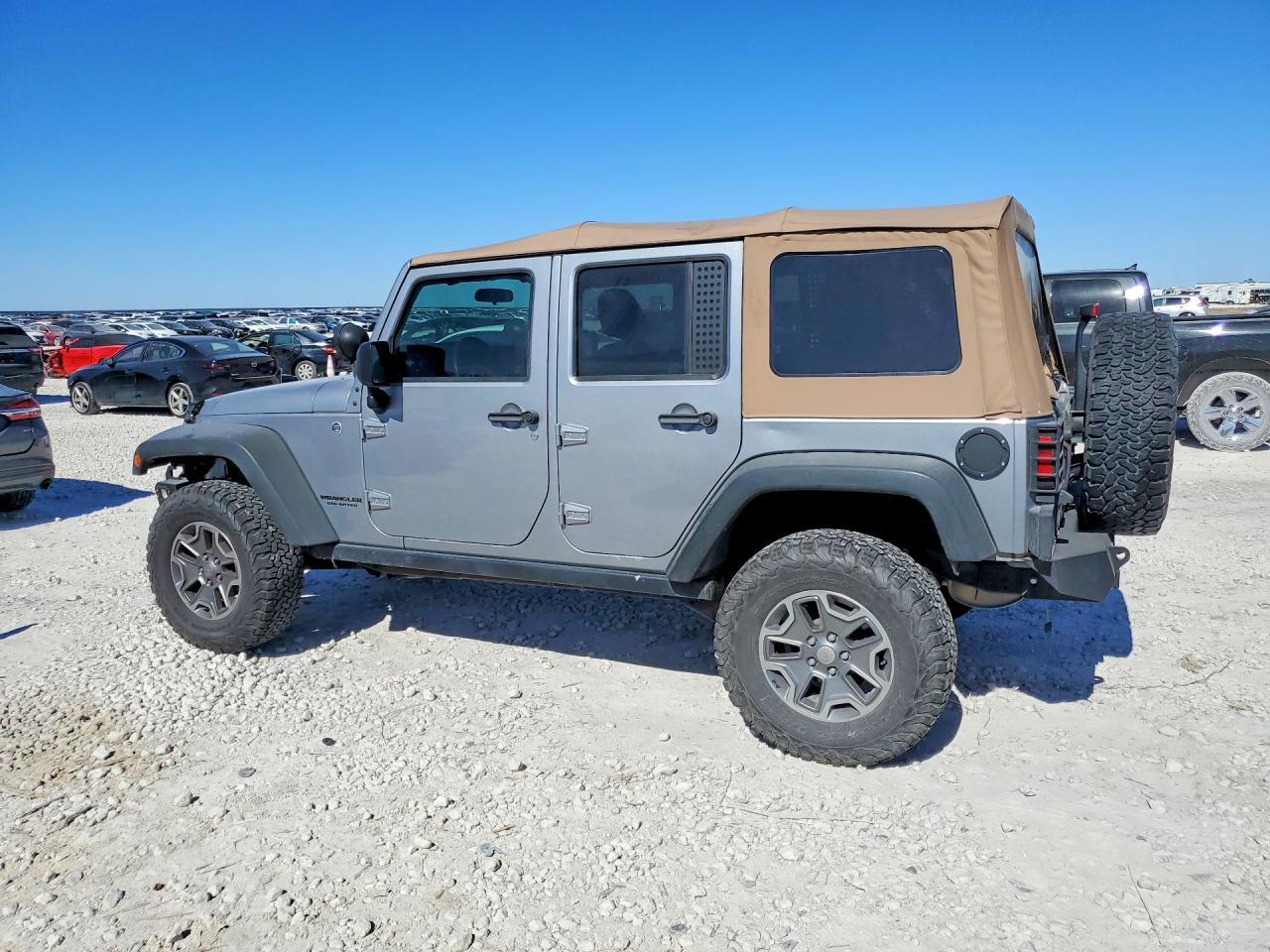 2015 Jeep Wrangler Unlimited Sport - Фото 2
