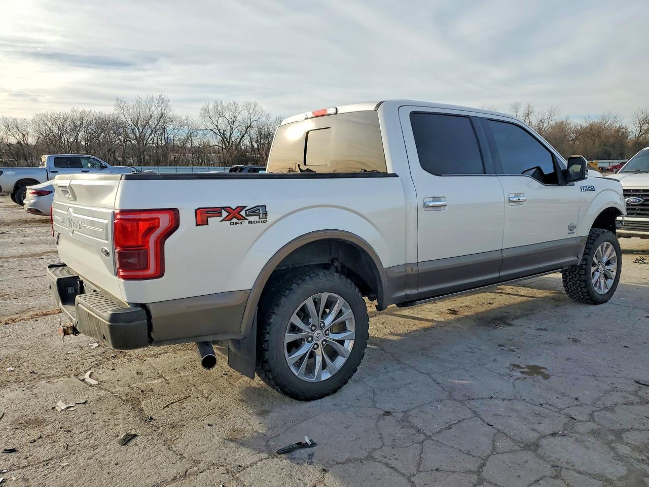 2017 Ford F150 Supercrew - Image 3