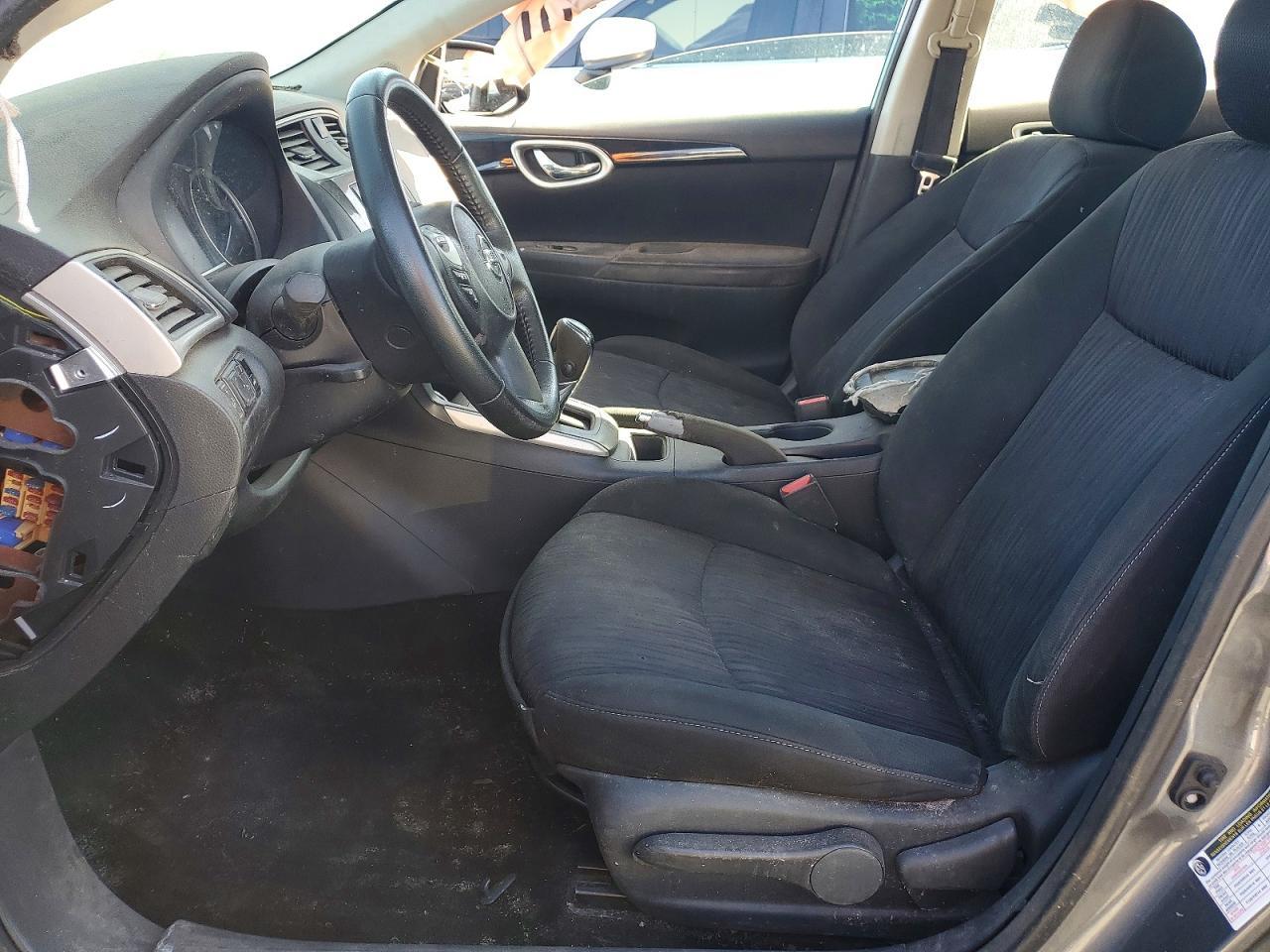 2019 Nissan Sentra S - Фото 7