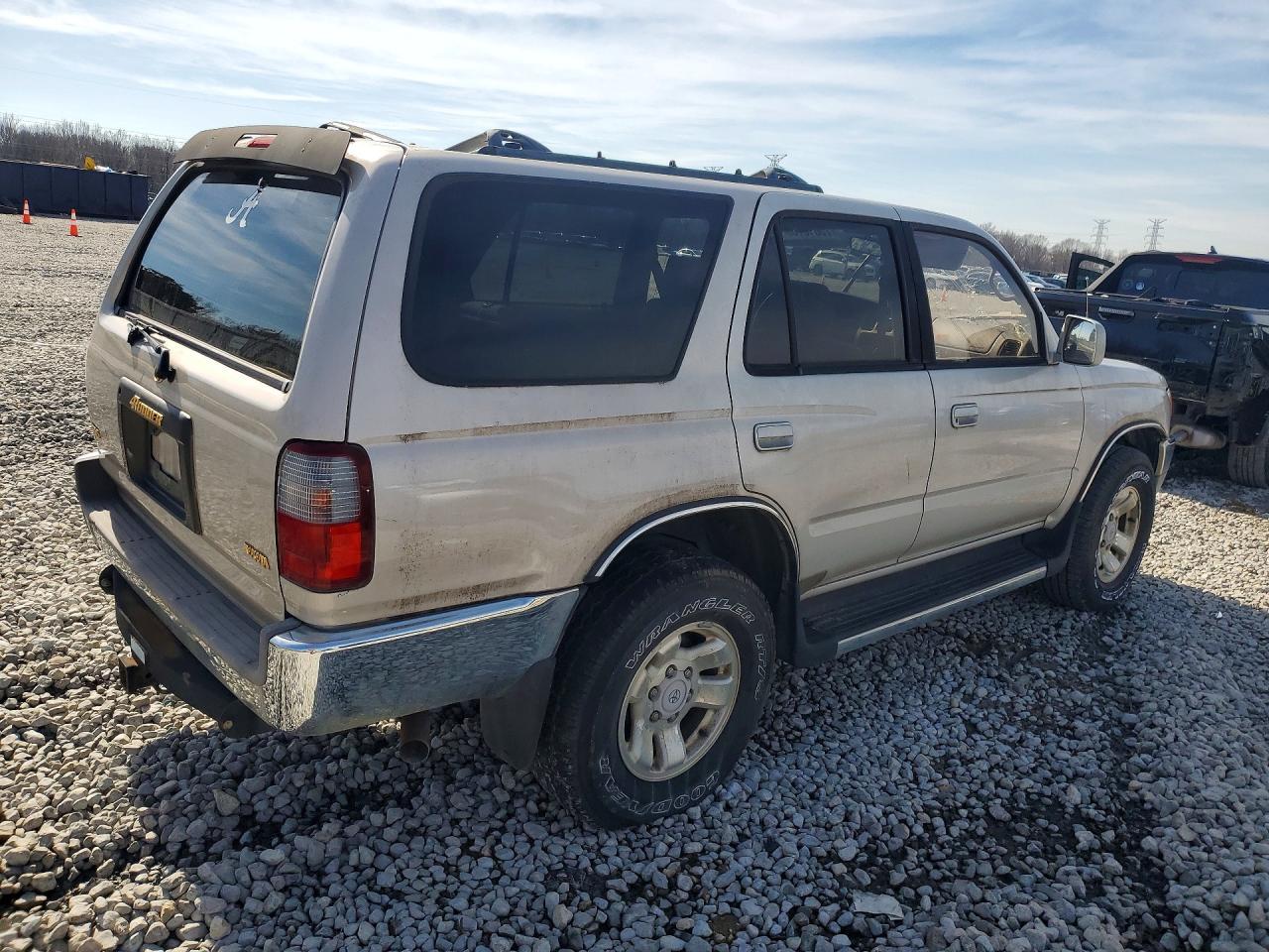 1997 Toyota 4Runner Sr5 - Image 3