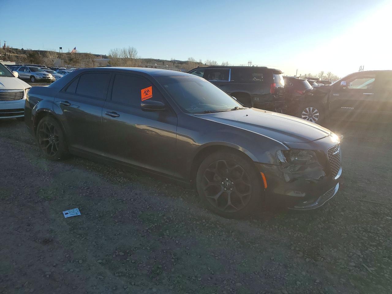 2019 Chrysler 300 S - Image 4