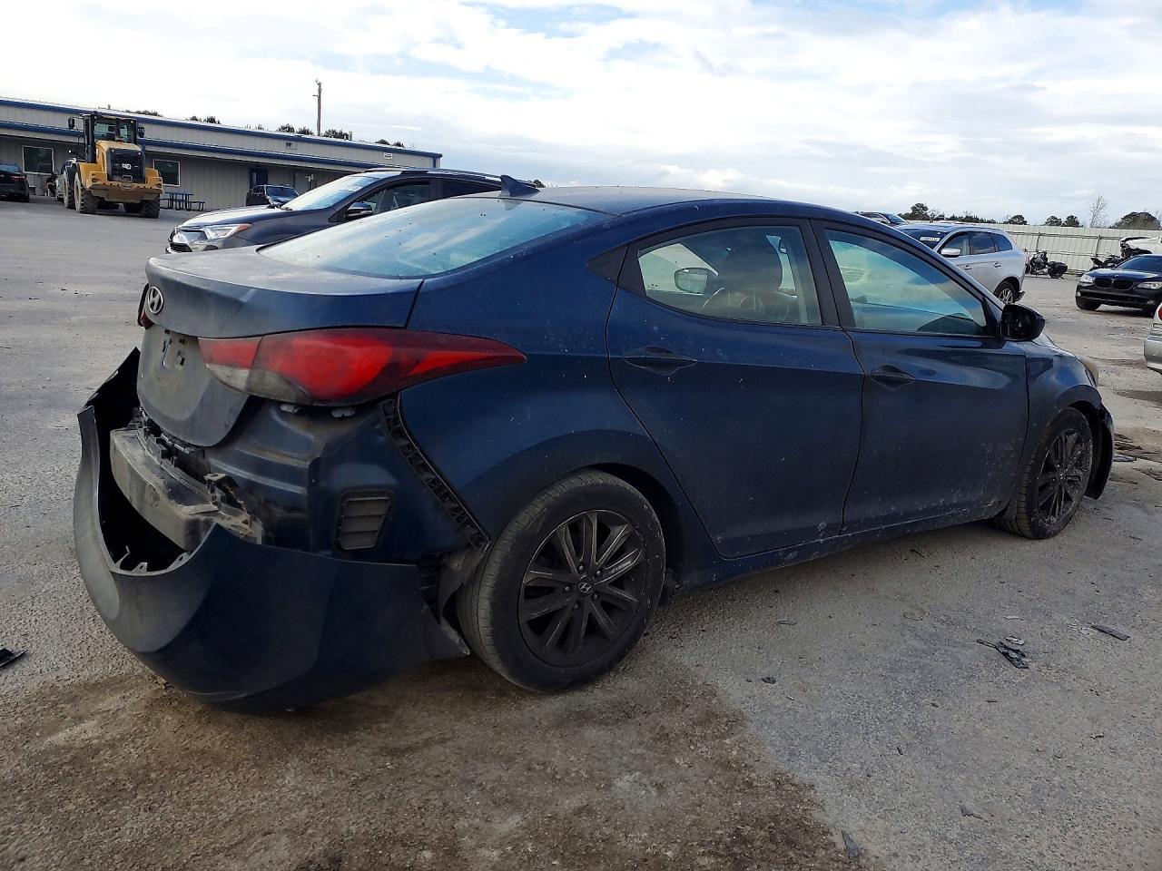 2016 Hyundai Elantra Se - Фото 3