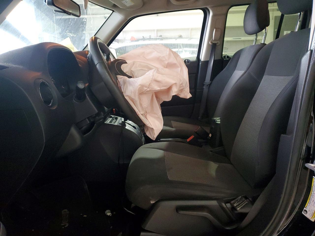 2016 Jeep Patriot Latitude - Image 7