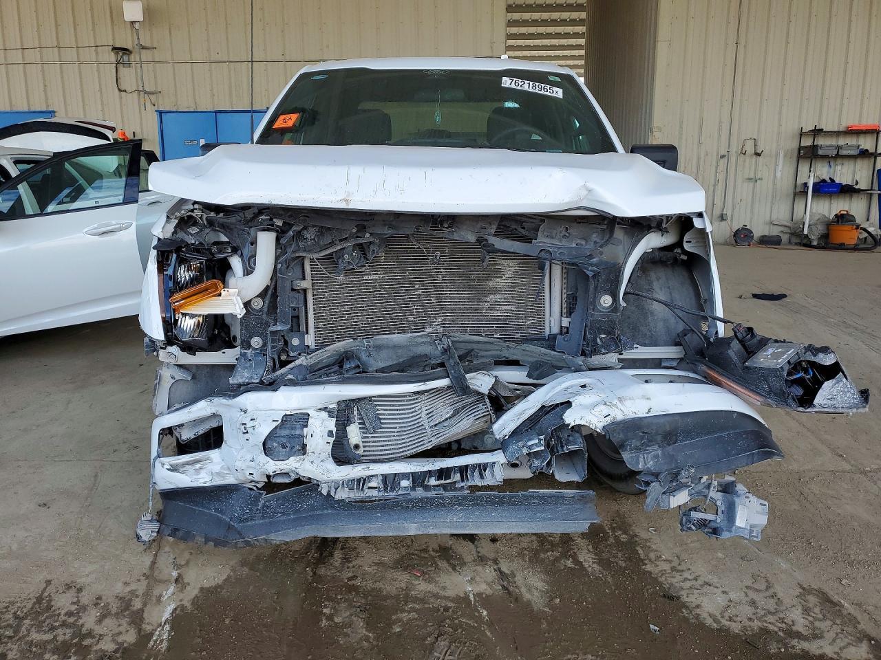 2025 Ford F150 Stx - Фото 5