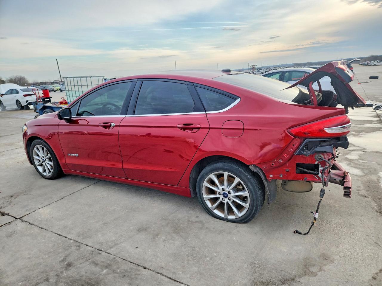 2018 Ford Fusion Se Hybrid - Image 2