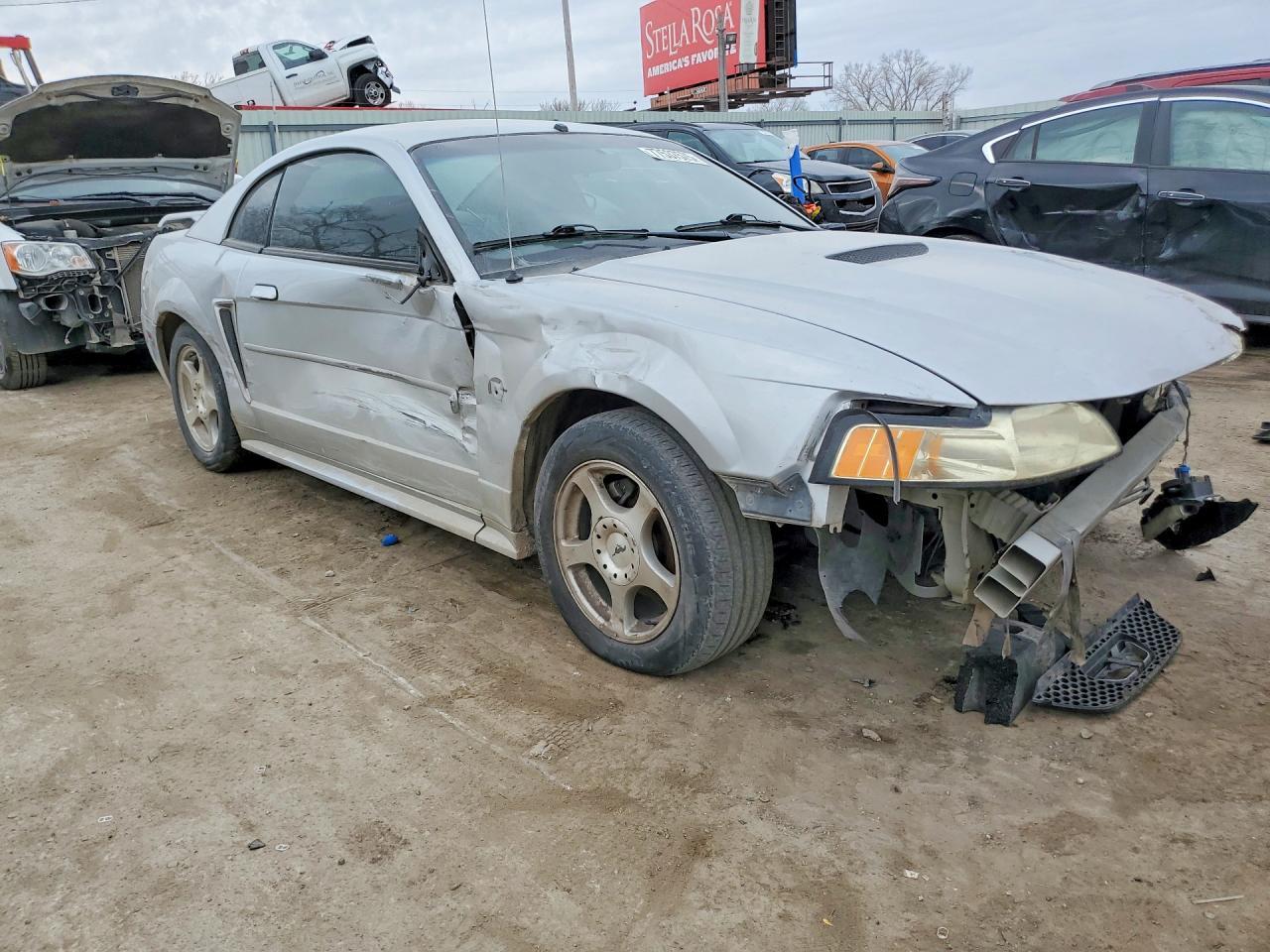 2004 Ford Mustang - Фото 4