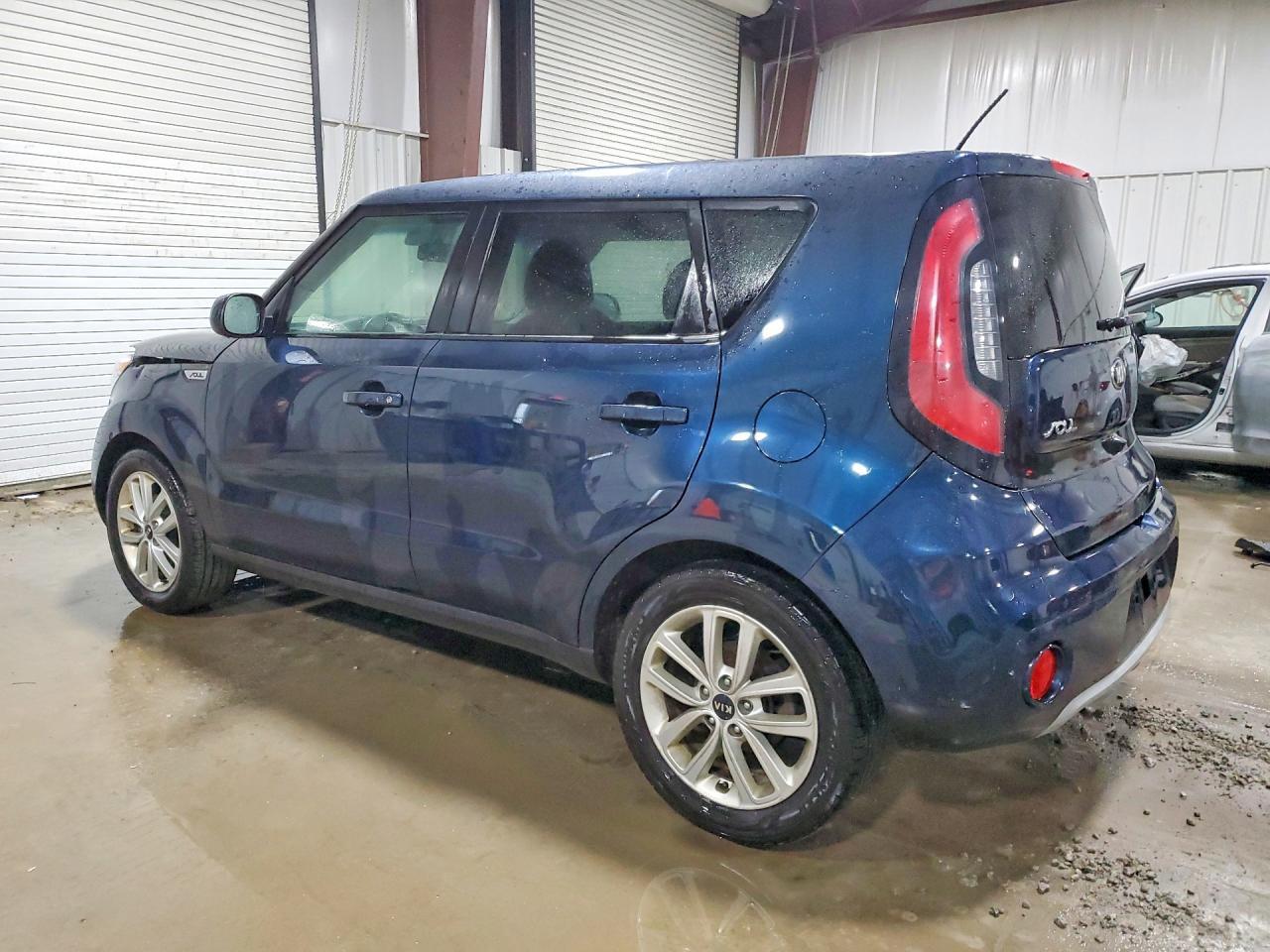 2019 Kia Soul + - Image 2