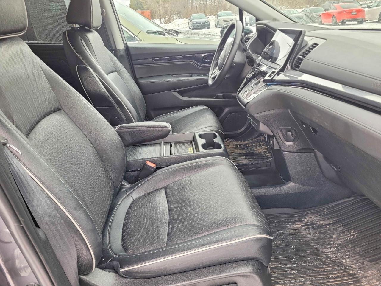 2024 Honda Odyssey Touring - Фото 5