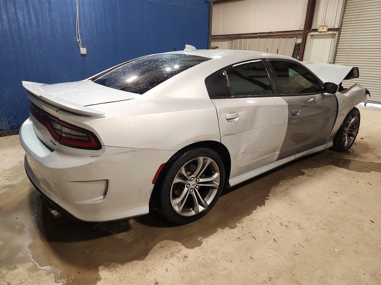 2020 Dodge Charger R - Фото 3
