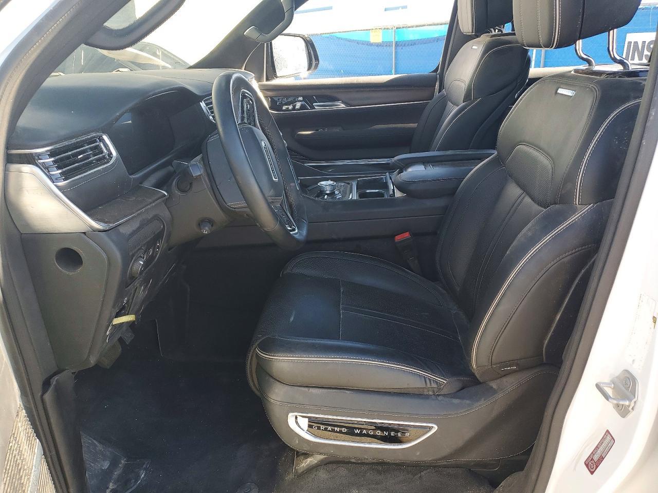 2023 Jeep Grand Wagoneer Series Ii - Image 7