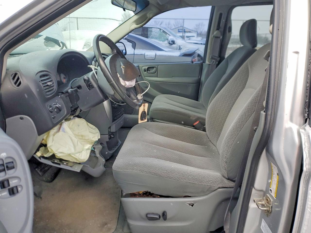 2005 Chrysler Town & Country Touring - Фото 7