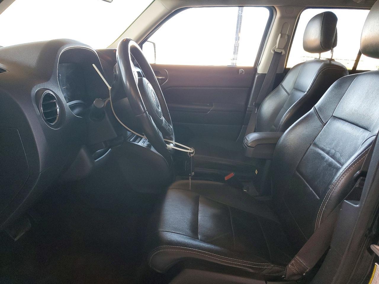 2017 Jeep Patriot - Image 7
