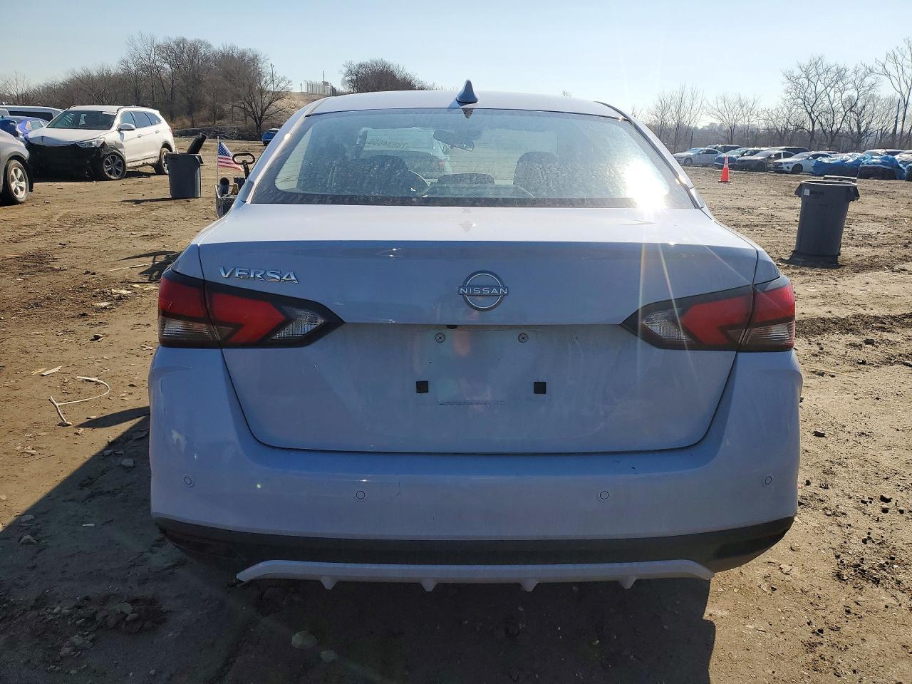 2025 Nissan Versa Sv - Фото 6