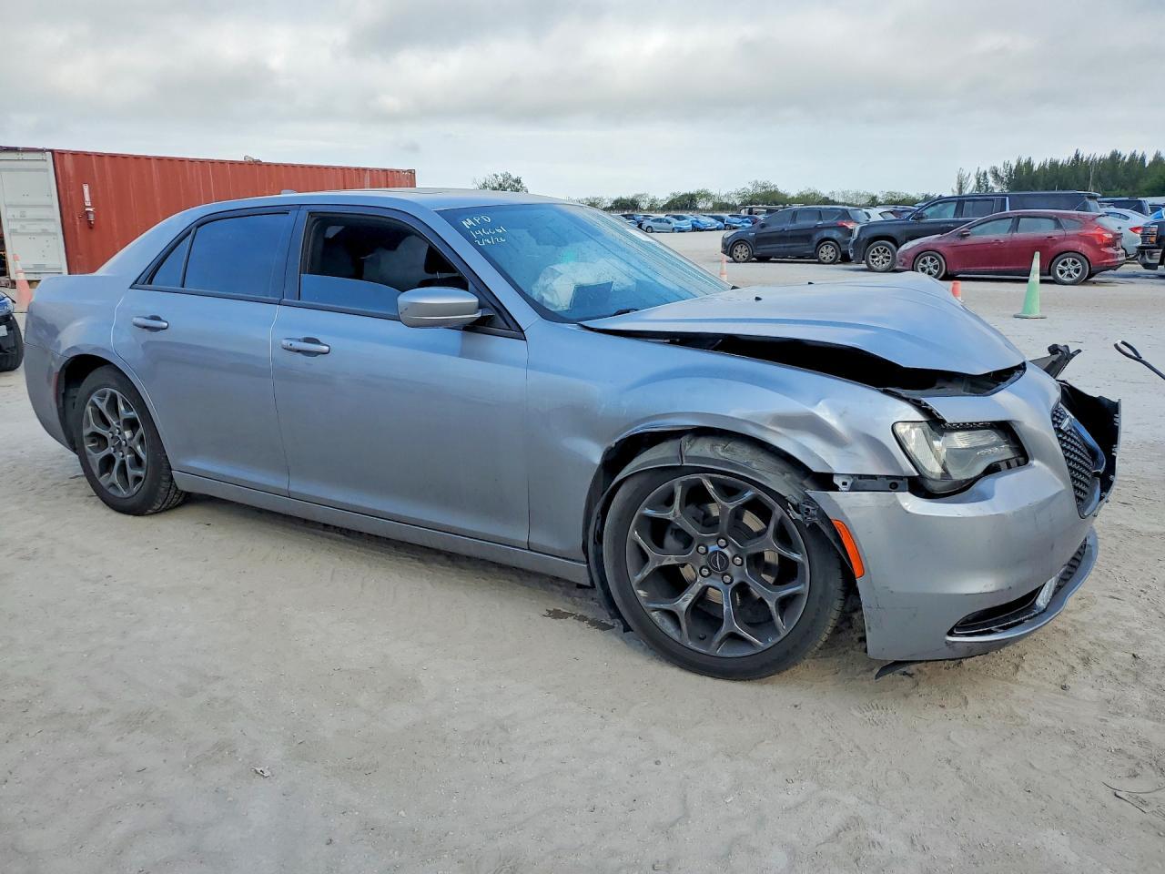 2018 Chrysler 300 S - Фото 4