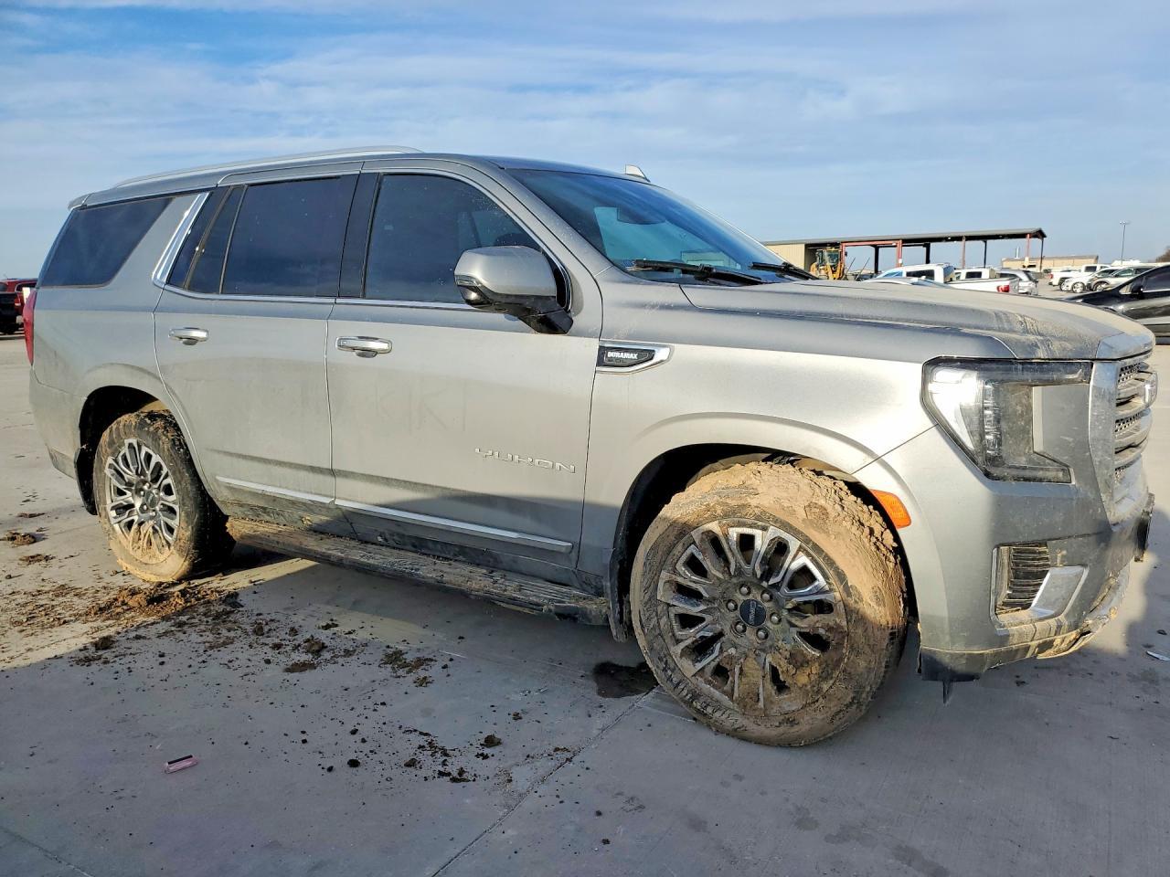 2023 GMC Yukon Slt - Фото 4