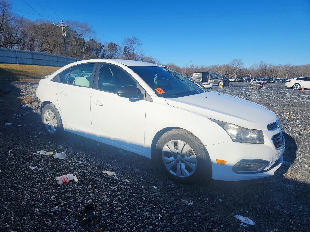 2015 Chevrolet Cruze Ls - Image 4