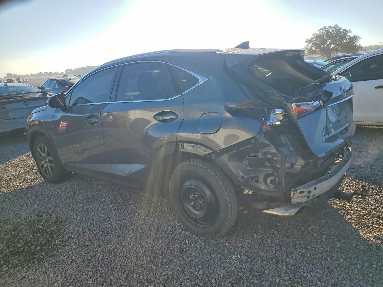 2015 Lexus Nx 200T - Image 2
