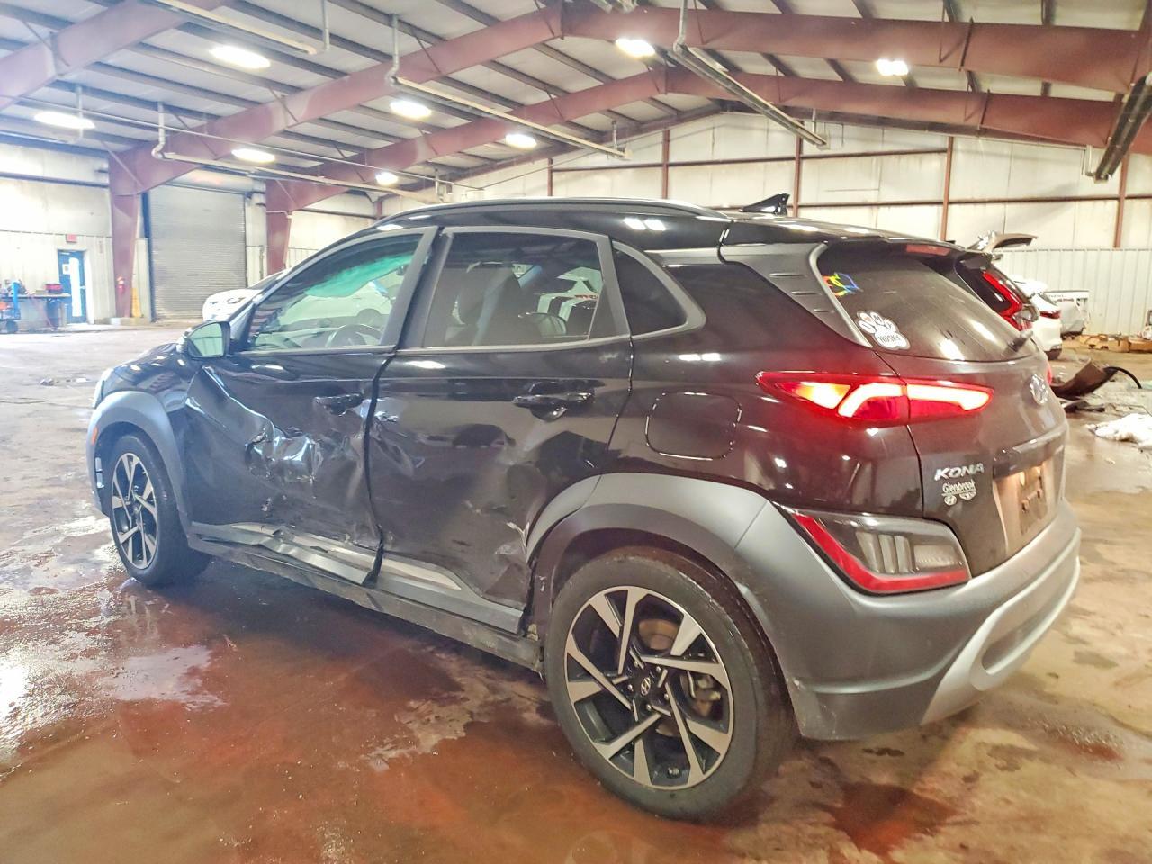 2022 Hyundai Kona Limited - Image 2
