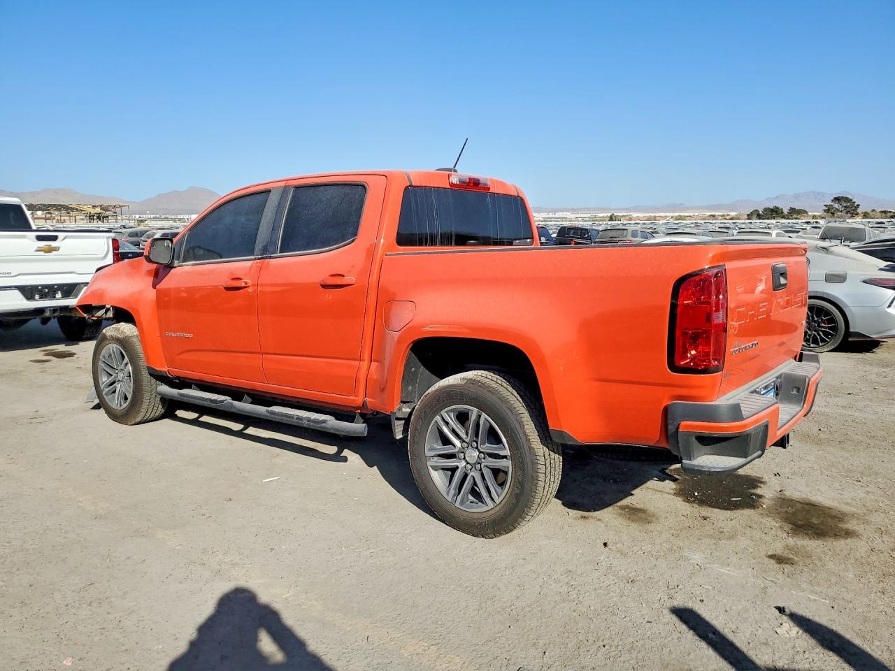 2021 Chevrolet Colorado - Фото 2