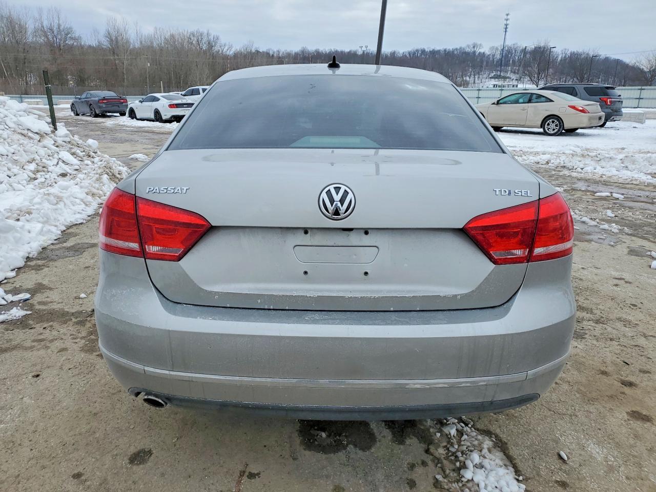 2014 Volkswagen Passat Sel - Фото 6