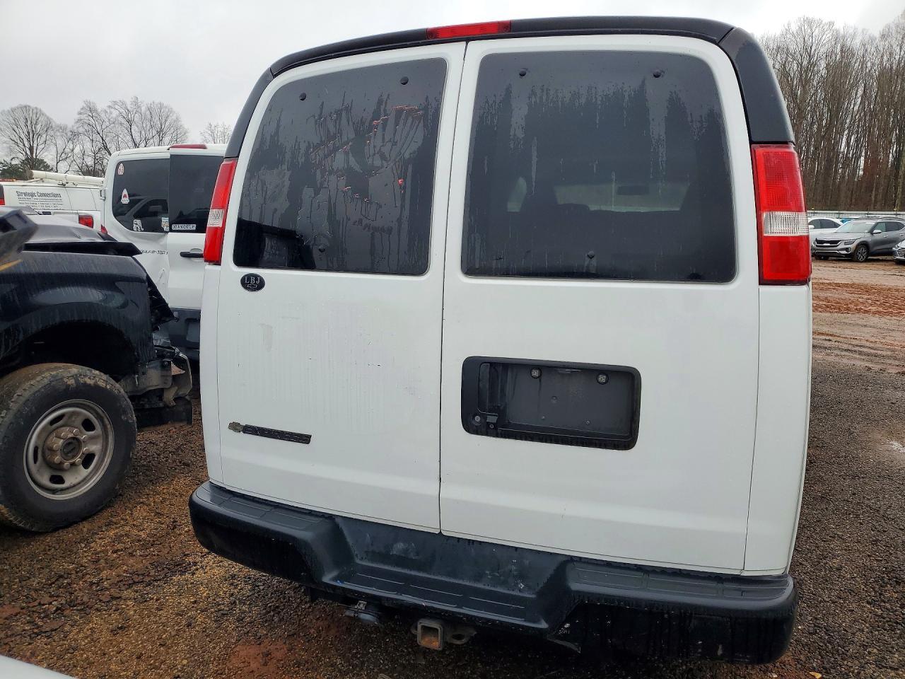 2019 Chevrolet Express G3500 Ls 2.8L 4C Tdsl Passenger - Фото 6