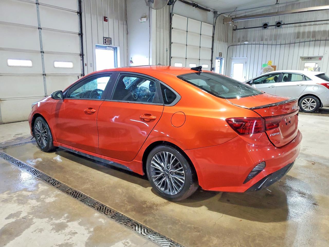 2023 Kia Forte Gt-Line - Фото 2