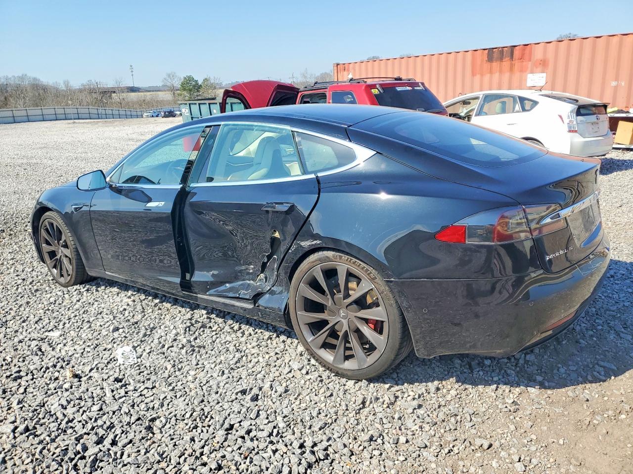 2018 Tesla Model S - Image 2