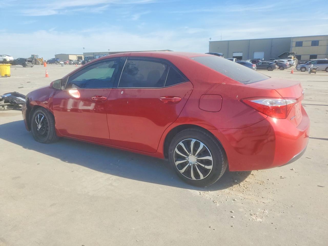 2015 Toyota Corolla L - Фото 2