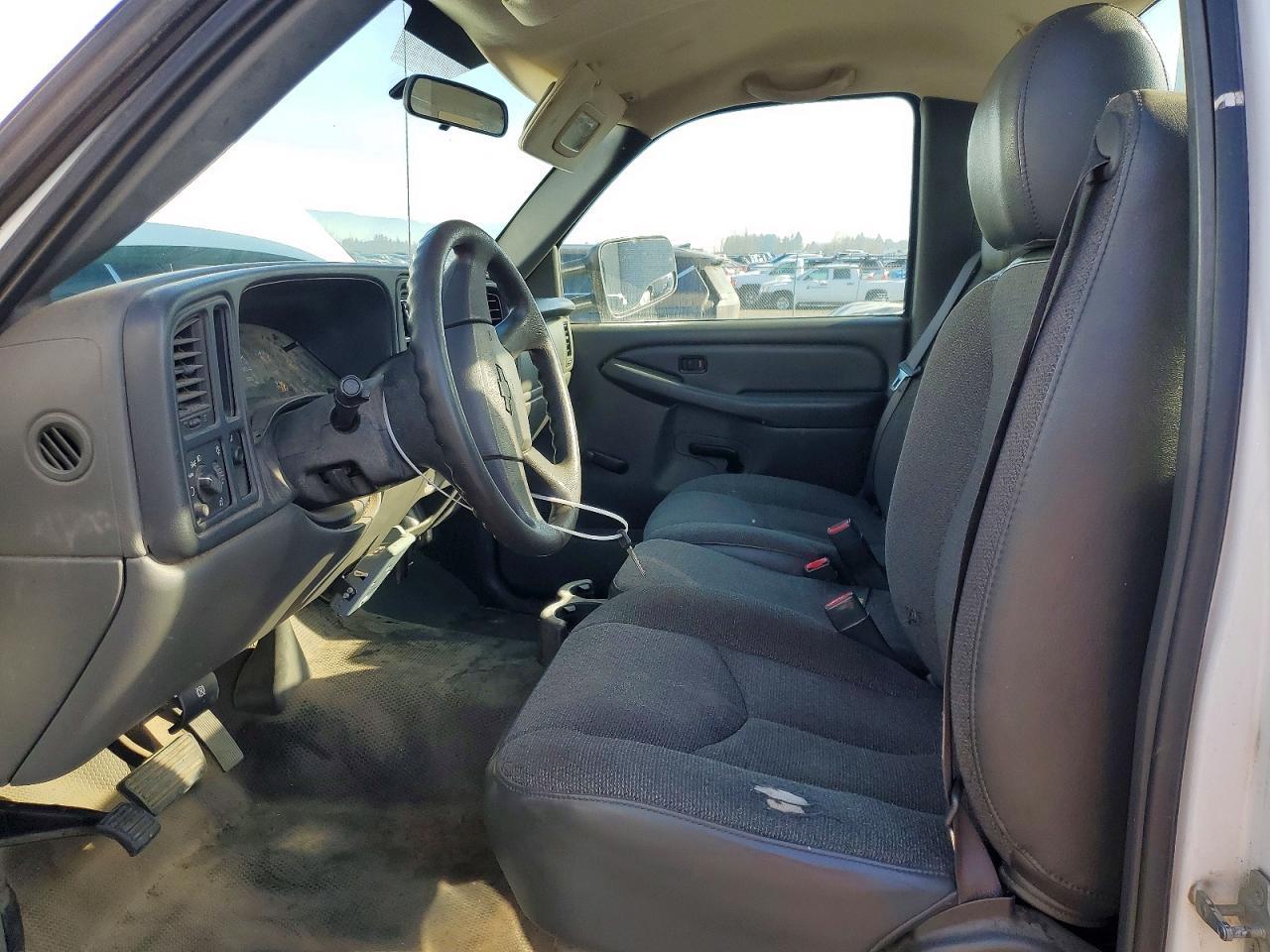2006 Chevrolet Silverado C2500 Heavy Duty - Image 7